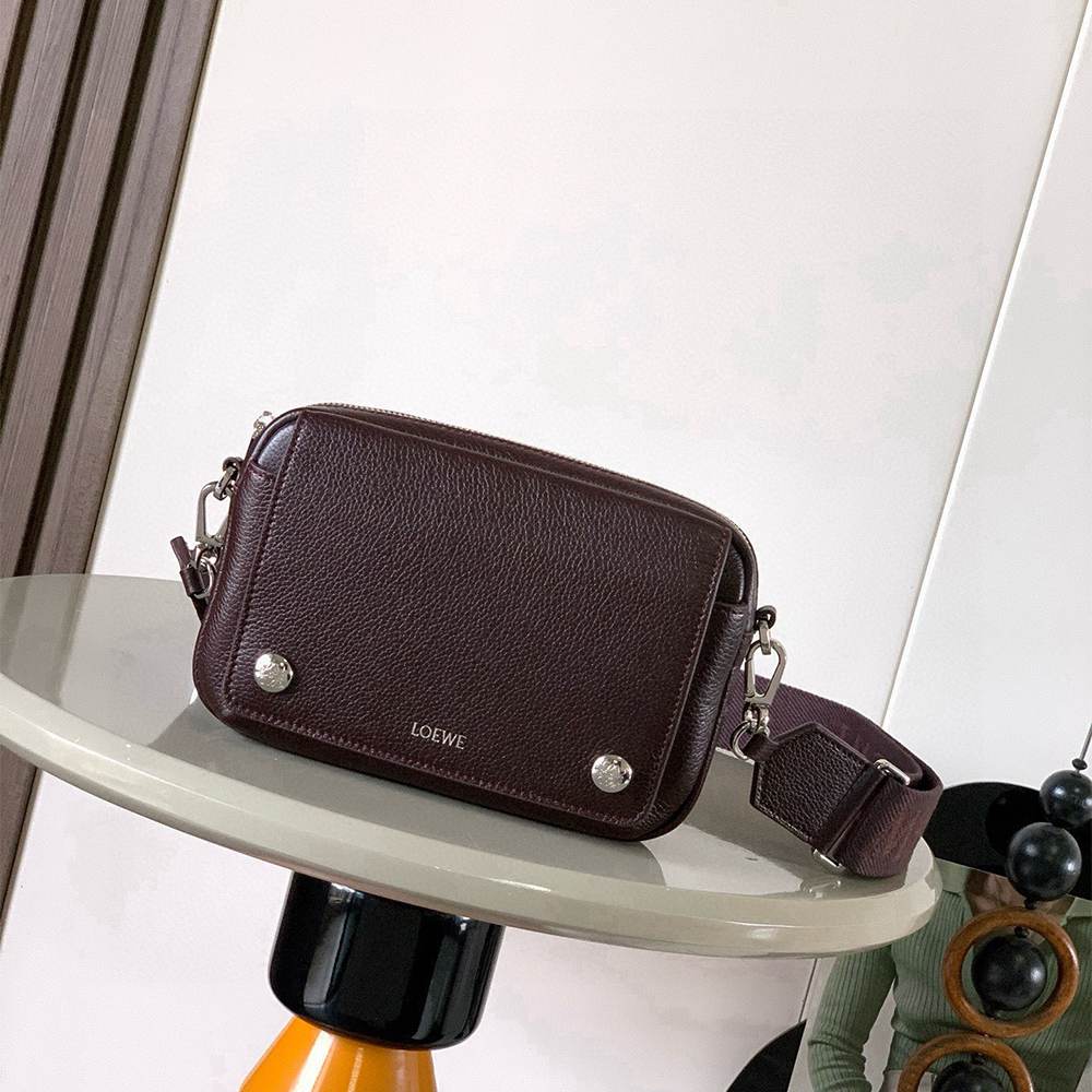 L0ew* Small Pebble messenger bag(HIGH-END GRADE)