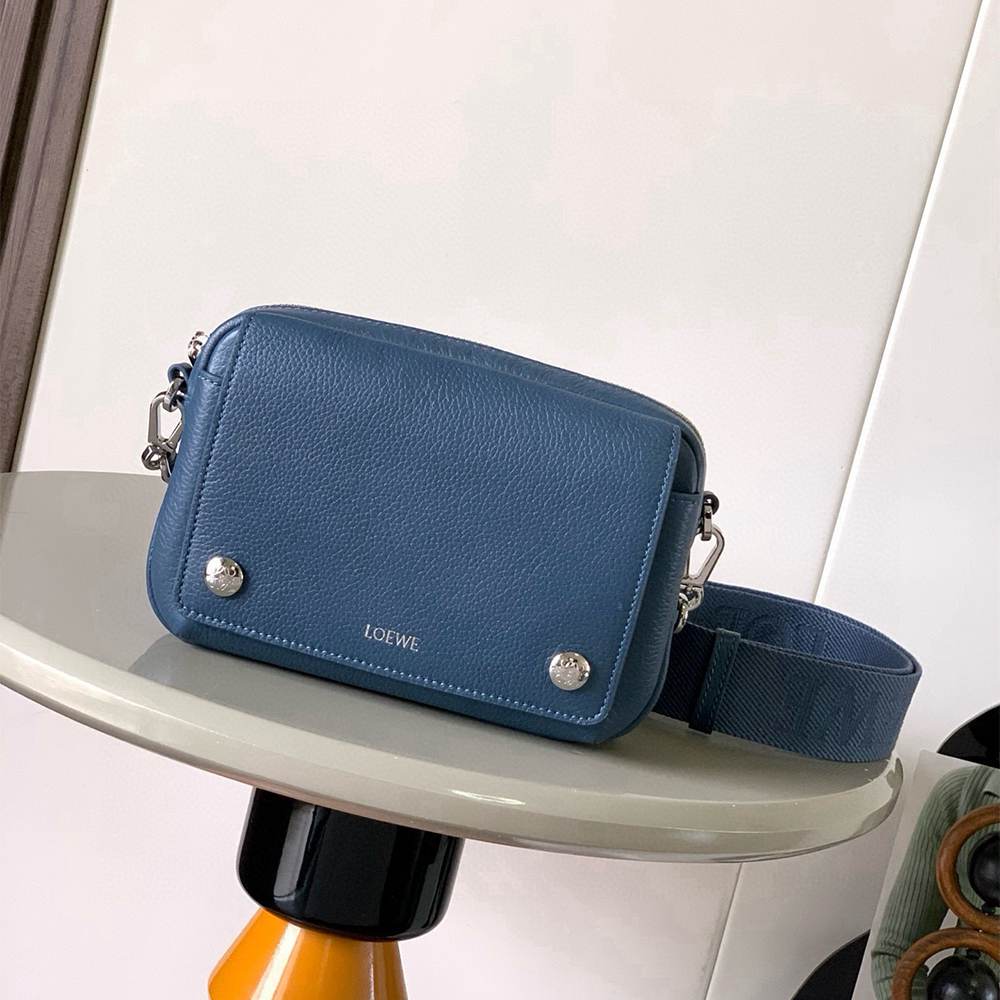 L0ew* Small Pebble messenger bag(HIGH-END GRADE)