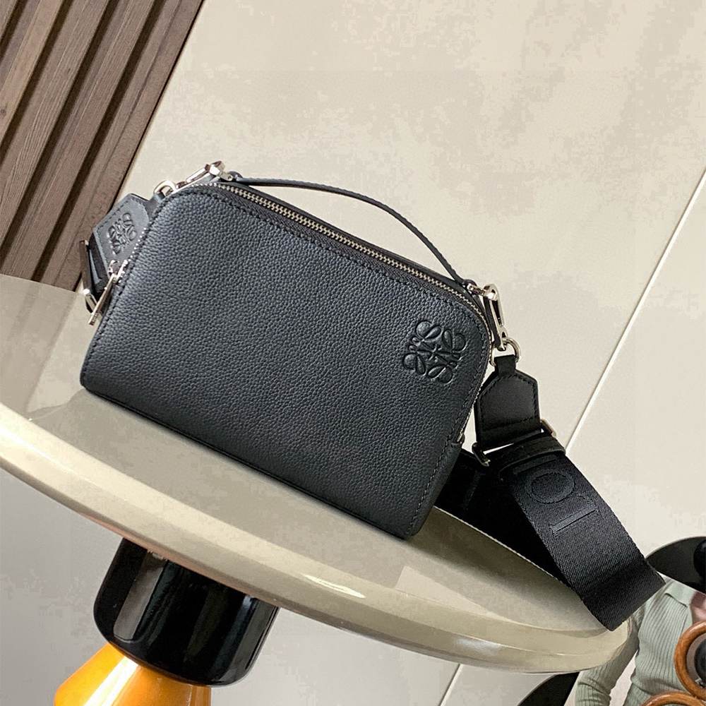 L0ew* Mini crossbody camera bag in soft grained calfskin(HIGH-END GRADE)