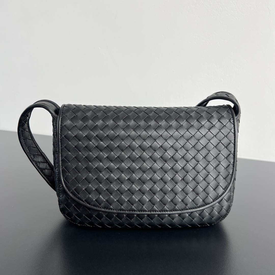 B0tt*ga Ven*ta Veneto Flap Messenger(HIGH-END GRADE)