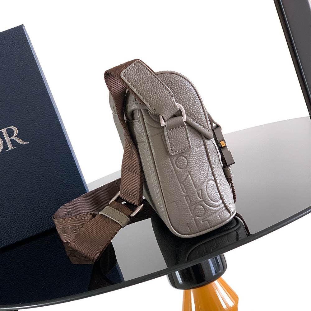 D10r Hit the Road Messenger Bag with Flap(HIGH-END GRADE)