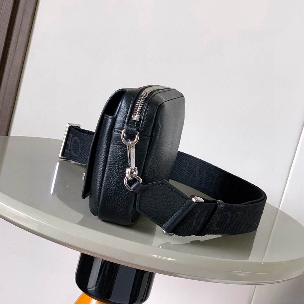 L0ew* Small Pebble messenger bag(HIGH-END GRADE)