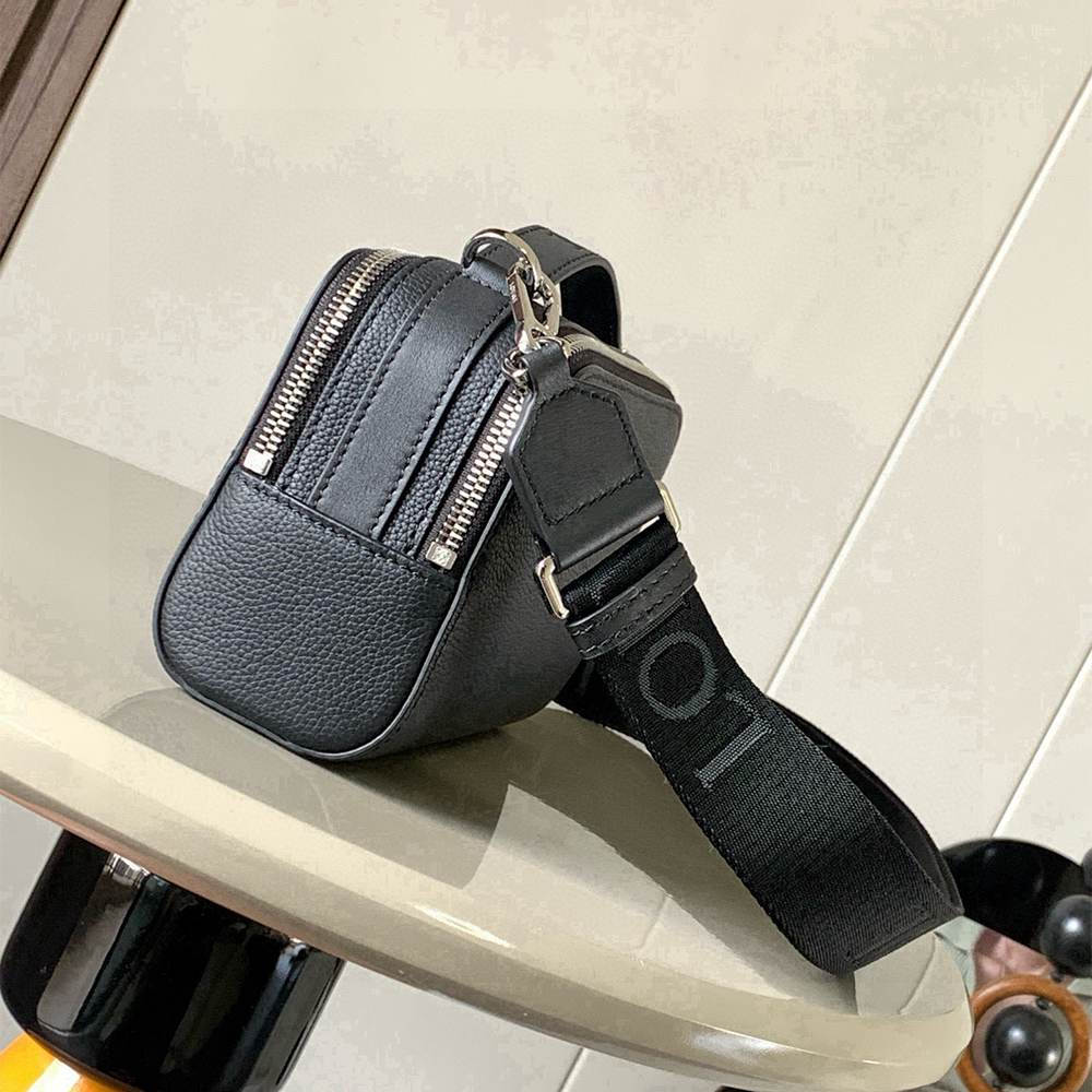 L0ew* Mini crossbody camera bag in soft grained calfskin(HIGH-END GRADE)