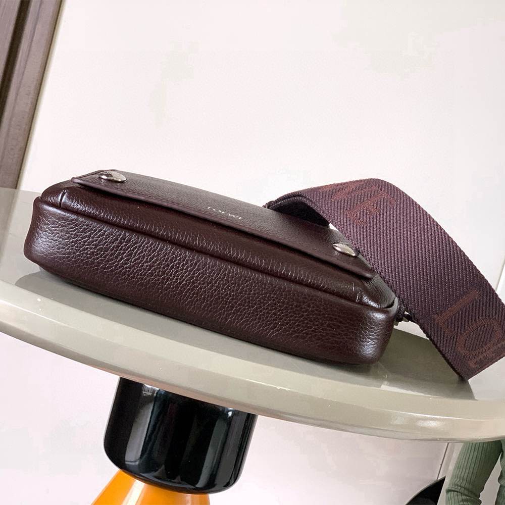L0ew* Small Pebble messenger bag(HIGH-END GRADE)