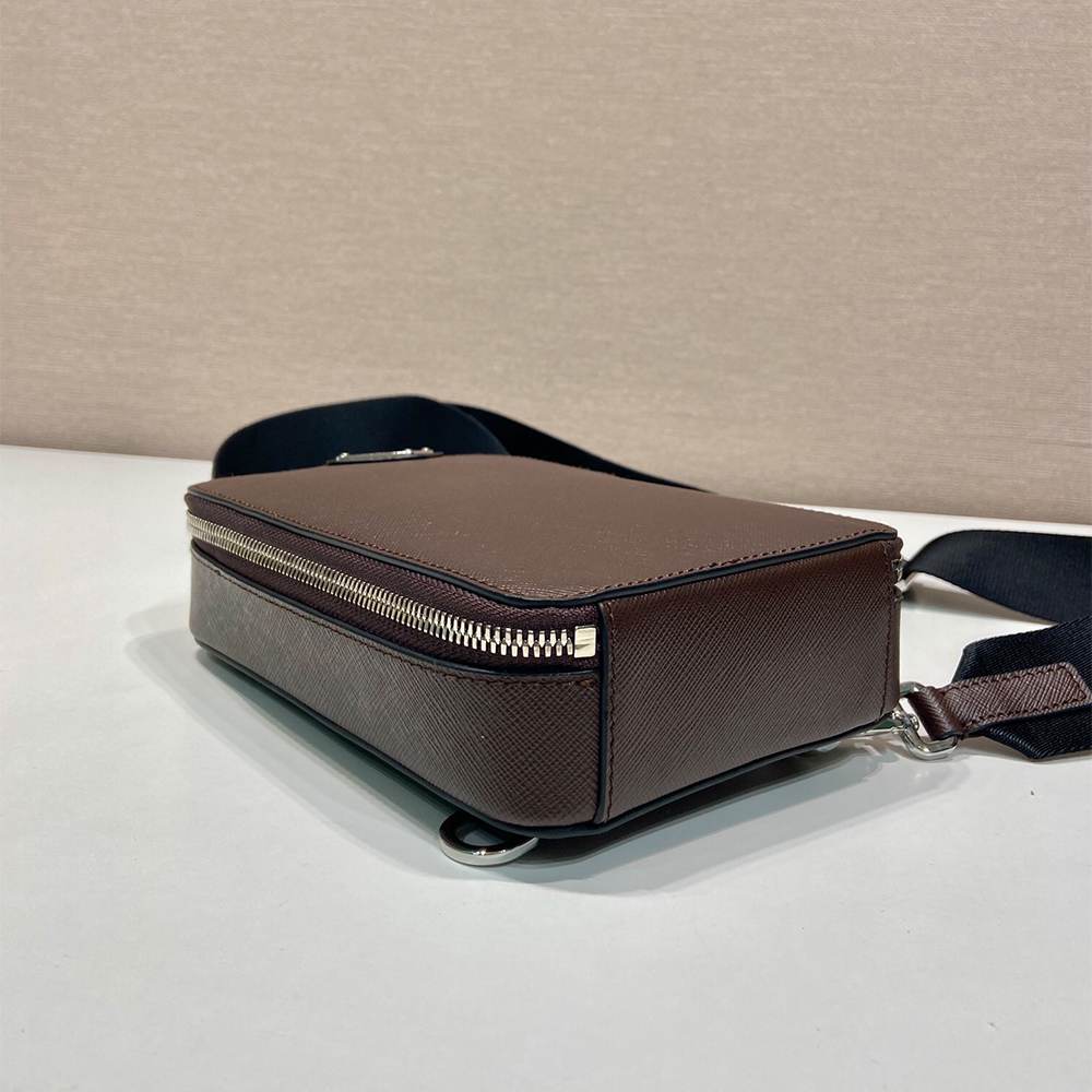 Pra*a Brique Saffiano leather bag(HIGH-END GRADE)