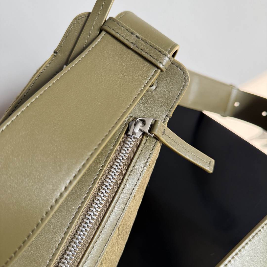 B0tt*ga Ven*ta Intrecciato Tribeca Top Handle(HIGH-END GRADE)