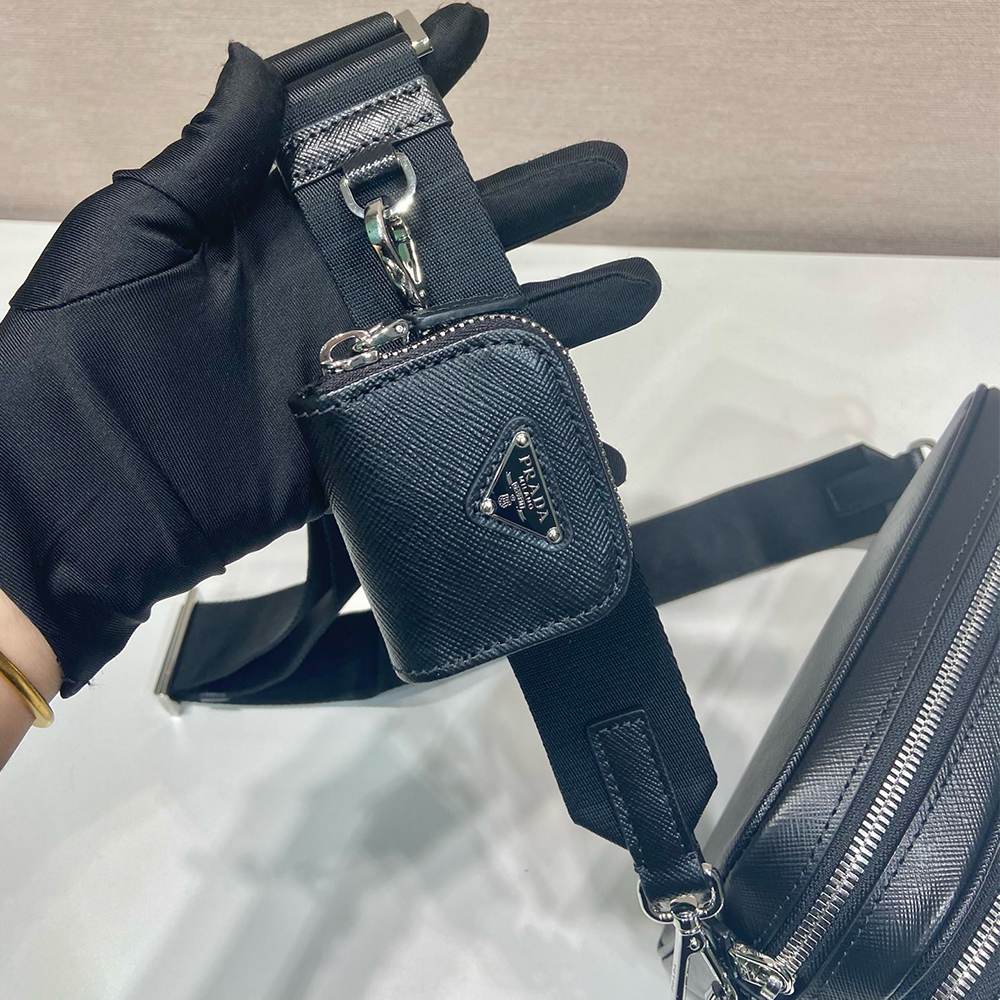 Pra*a Saffiano leather shoulder bag(HIGH-END GRADE)