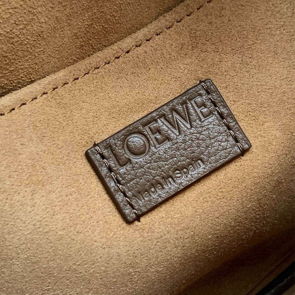 L0ew* Medium Pebble messenger bag(HIGH-END GRADE)