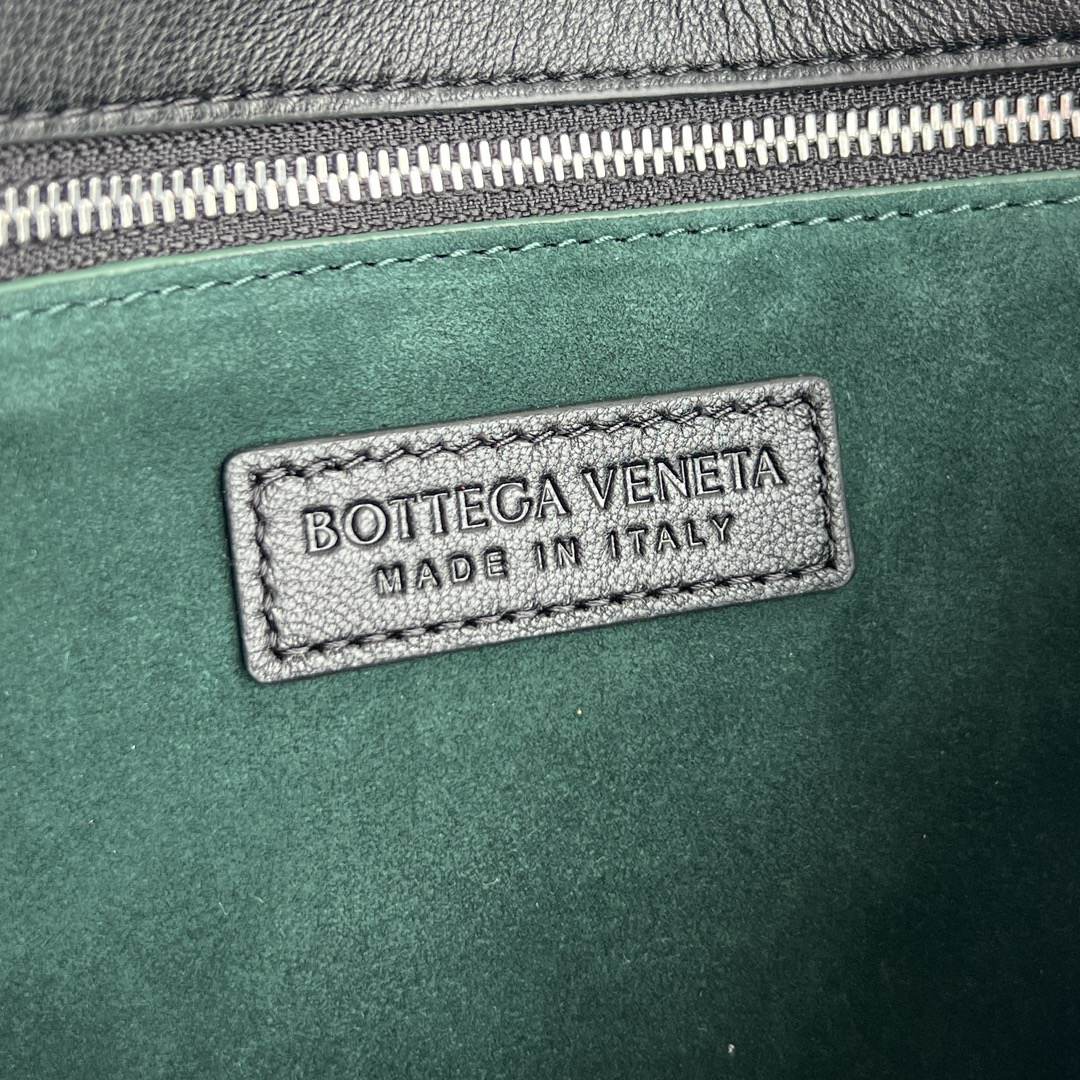 B0tt*ga Ven*ta Veneto Flap Messenger(HIGH-END GRADE)