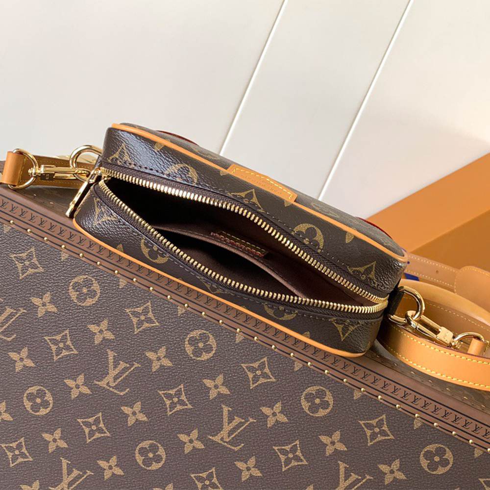 LV Trocad??ro Wearable Wallet(HIGH-END GRADE)