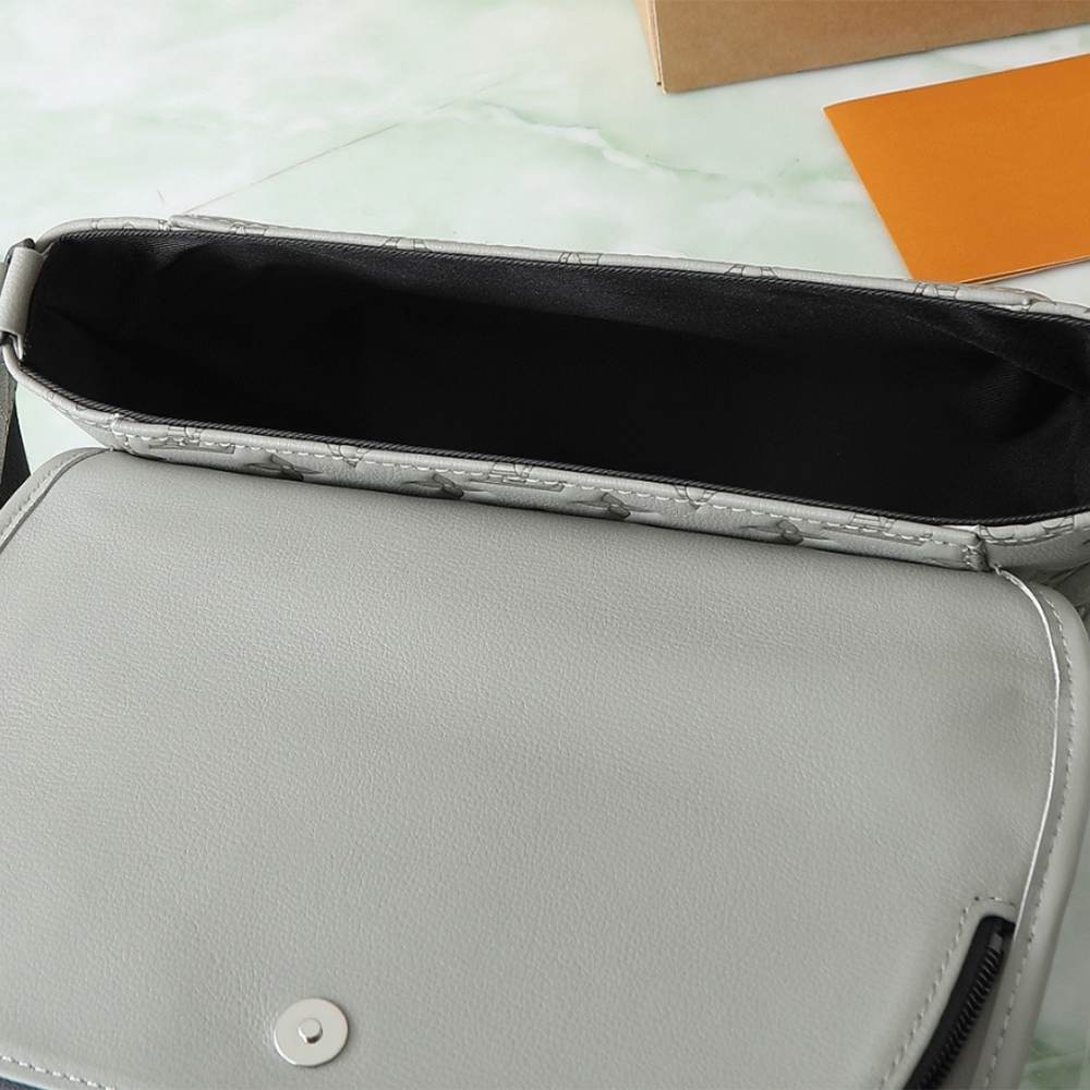 LV Pulse Wearable Wallet(HIGH-END GRADE)