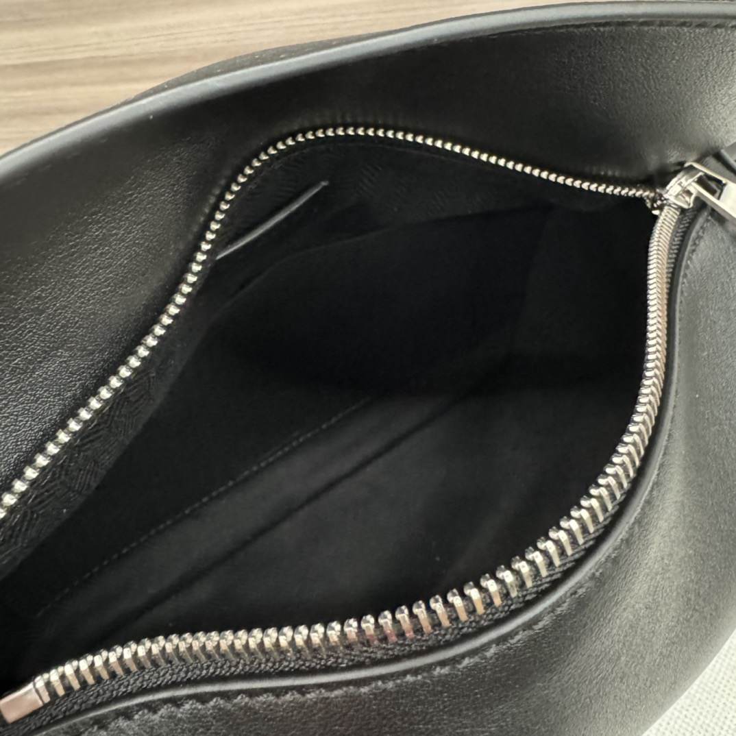 L0ew* Small Puzzle Edge bumbag in classic calfskin(HIGH-END GRADE)