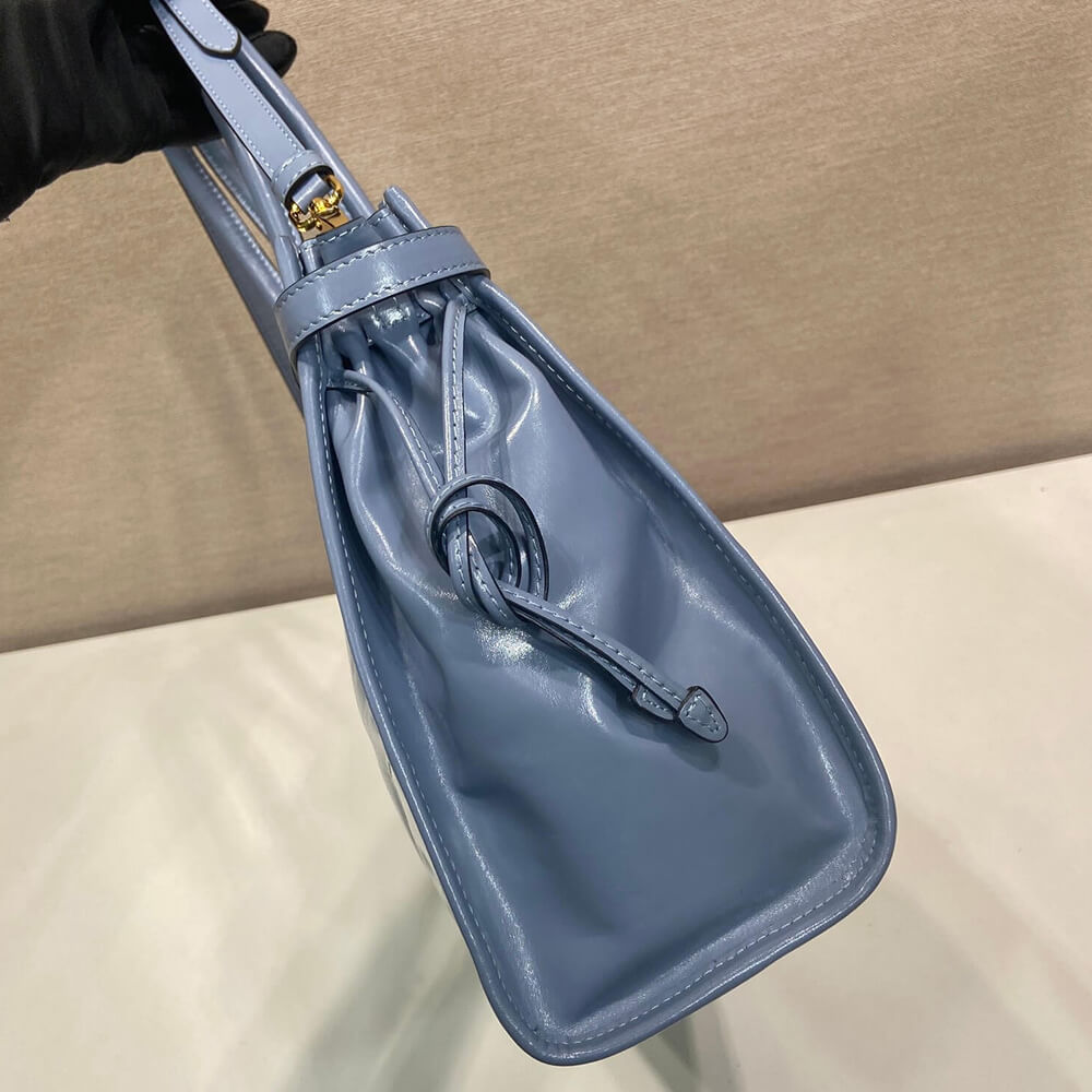 Pra*a Bonnie large leather handbag(TAX-FREE GRADE)