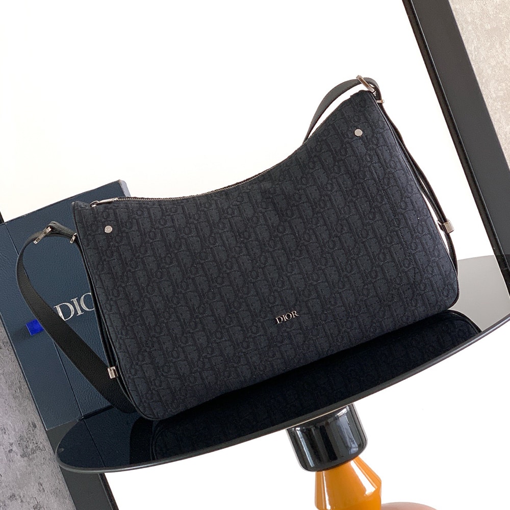Large D10r Slider Zipped Hobo Bag(HIGH-END GRADE)