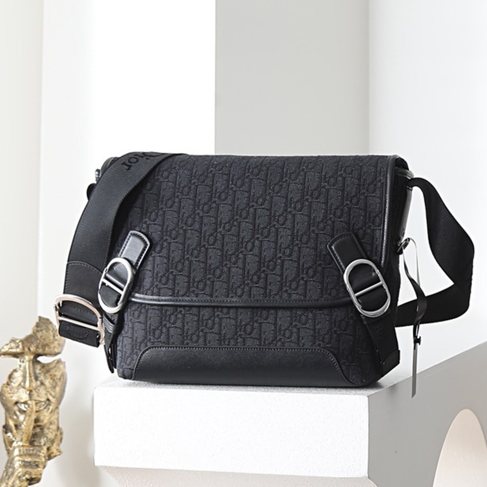 Small D10r Jett Messenger Bag with Flap(HIGH-END GRADE)