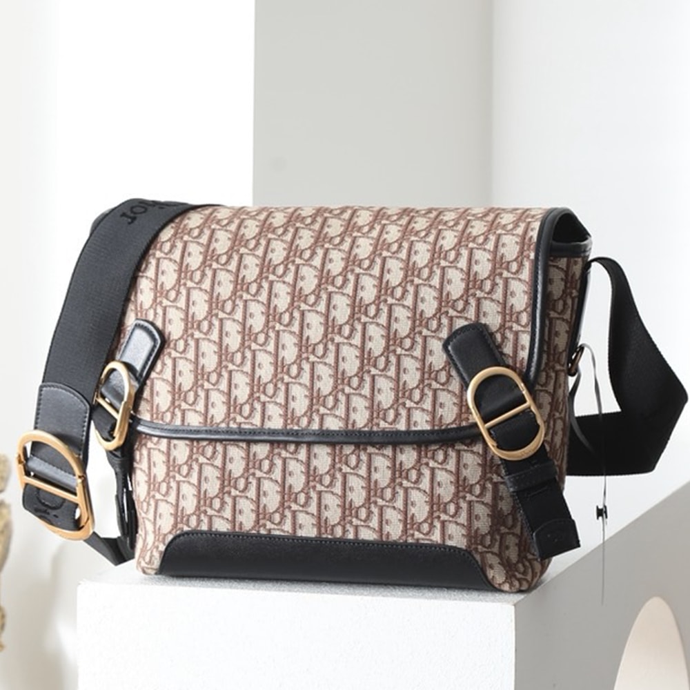 Small D10r Jett Messenger Bag with Flap(HIGH-END GRADE)