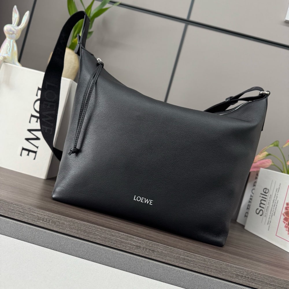 L0ew* Cubi crossbody bag in S*pple grained calfskin (HIGH-END GRADE)