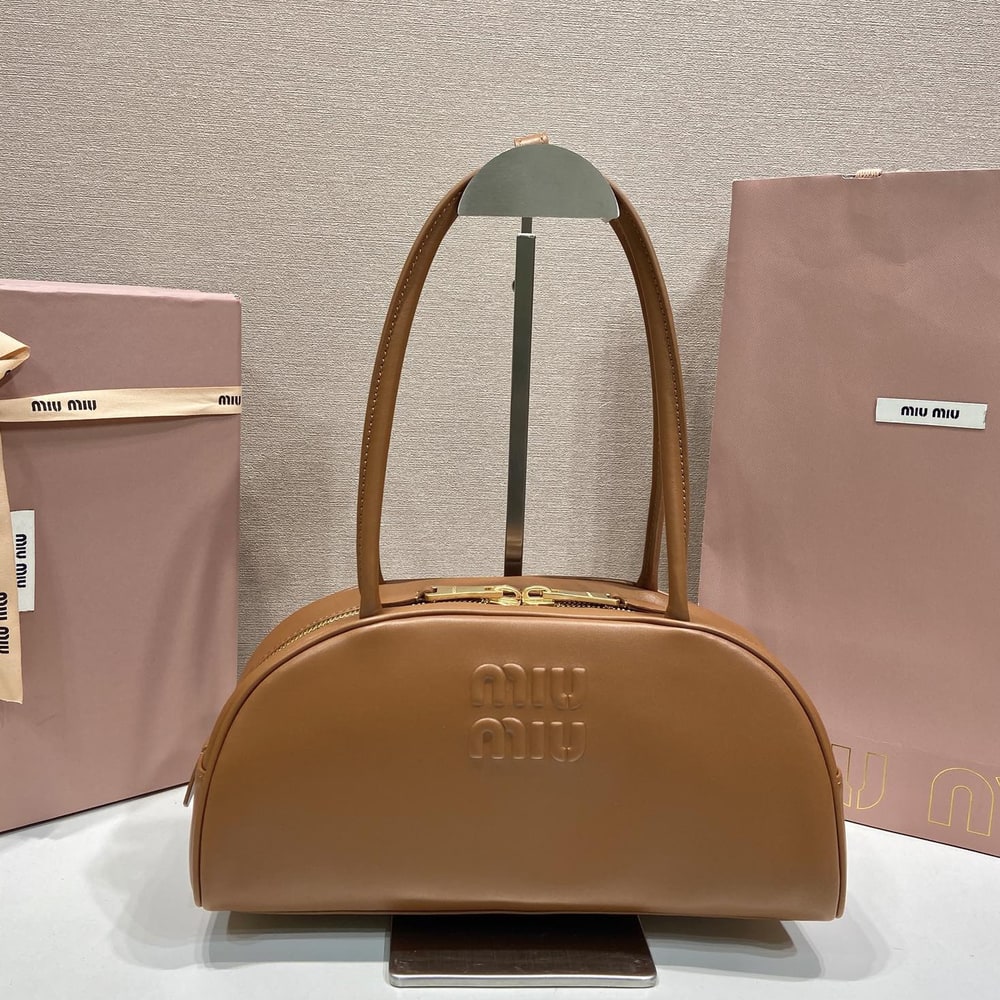M1um1u Medium Beau leather top-handle bag(HIGH-END GRADE)