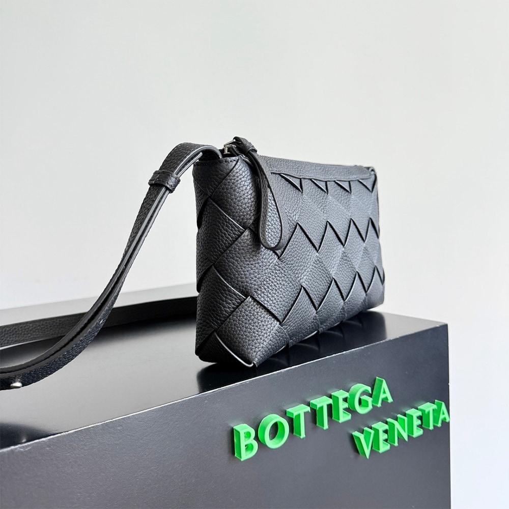 B0tt*ga Ven*ta Diago Zipped Messenger (HIGH-END GRADE)