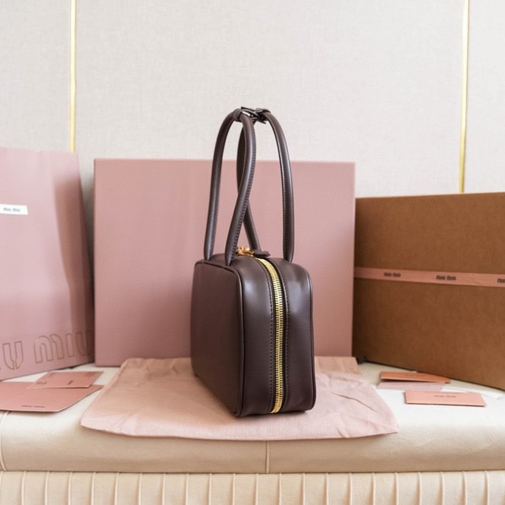 M1um1u Medium Beau leather top-handle bag(HIGH-END GRADE)