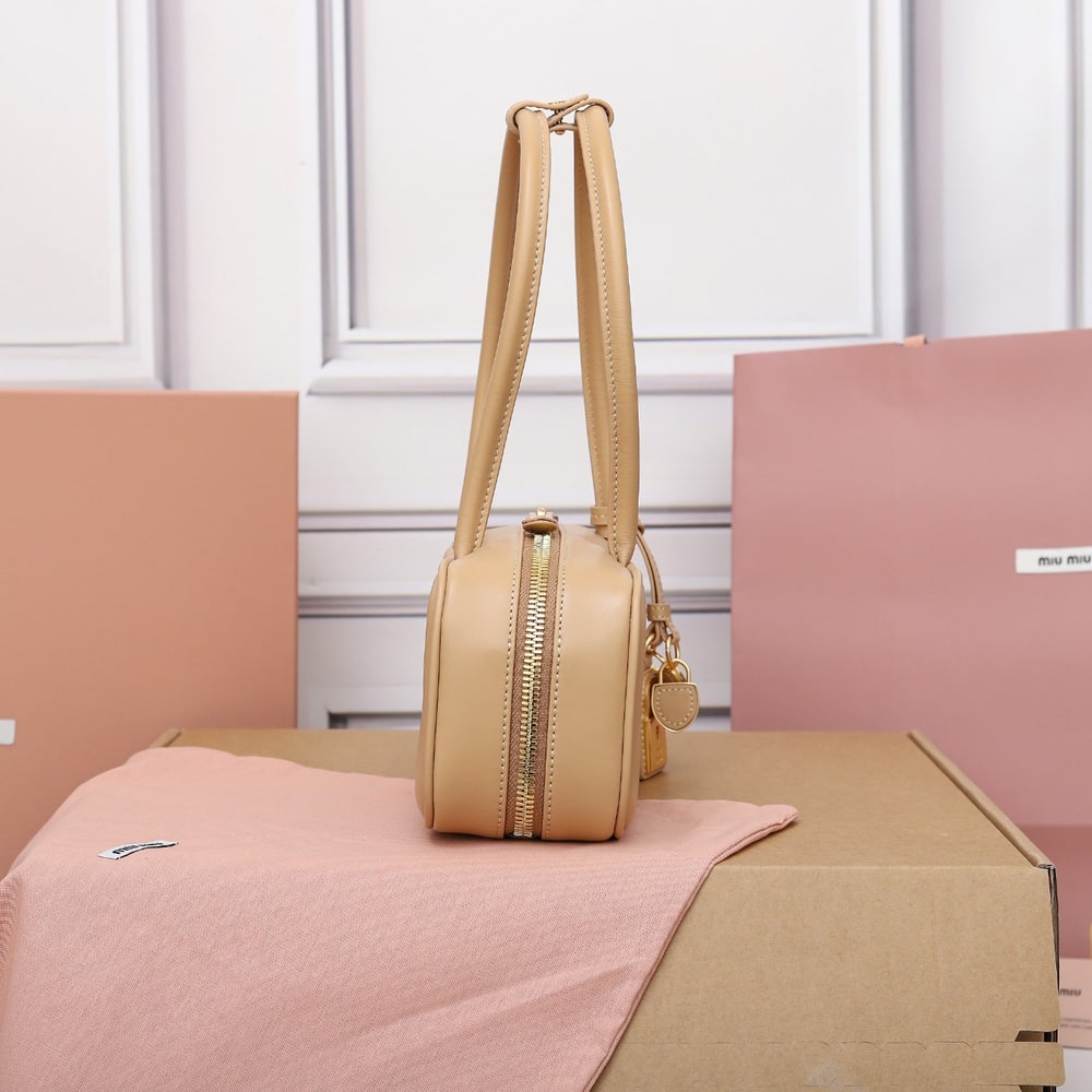 M1um1u Small Beau leather top-handle bag(HIGH-END GRADE)