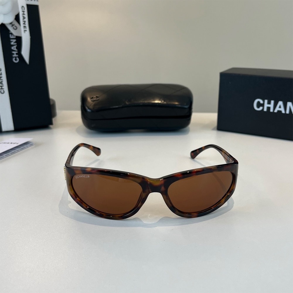 Ch**el Sunglasses