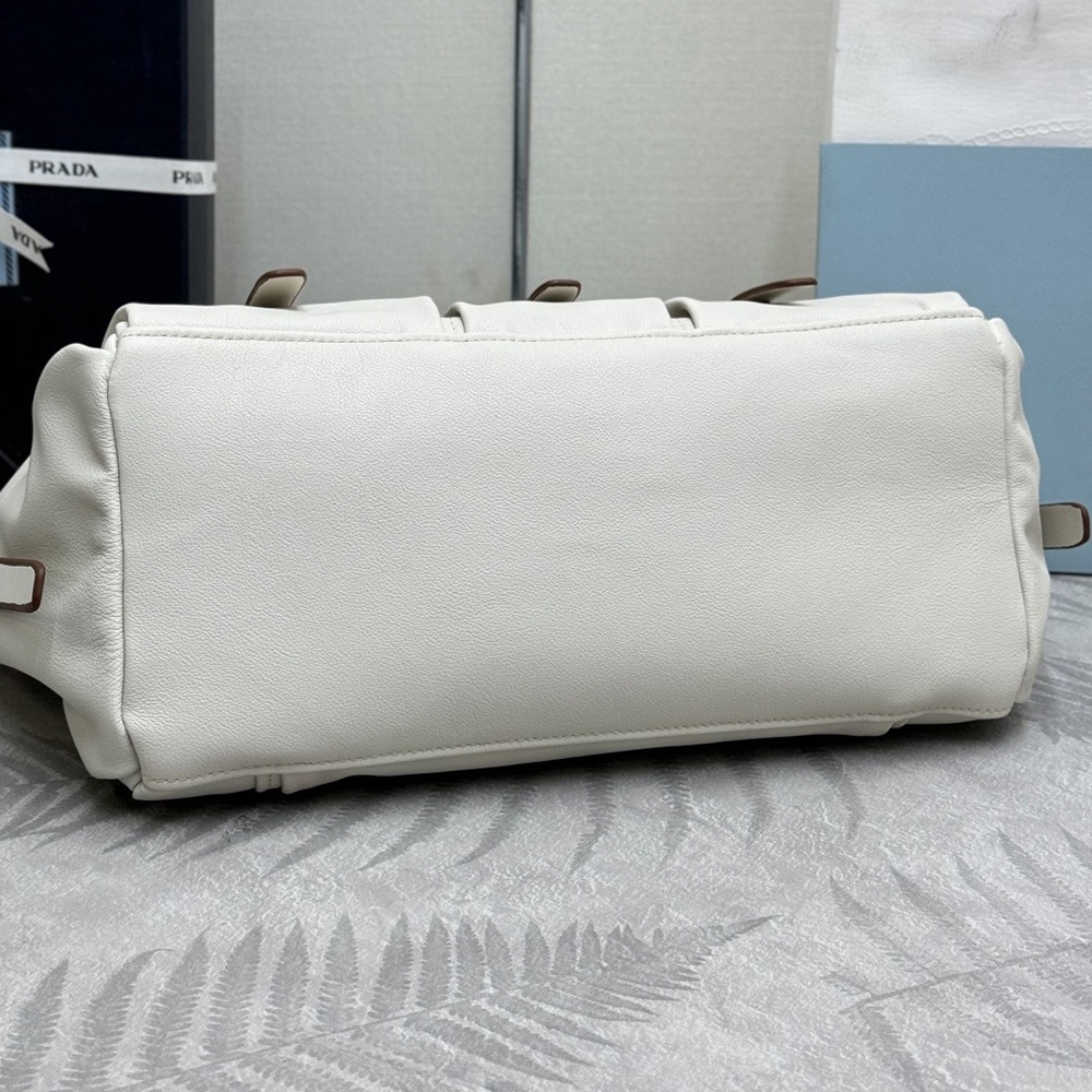 Pra*a Route large leather tote bag(HIGH-END GRADE)