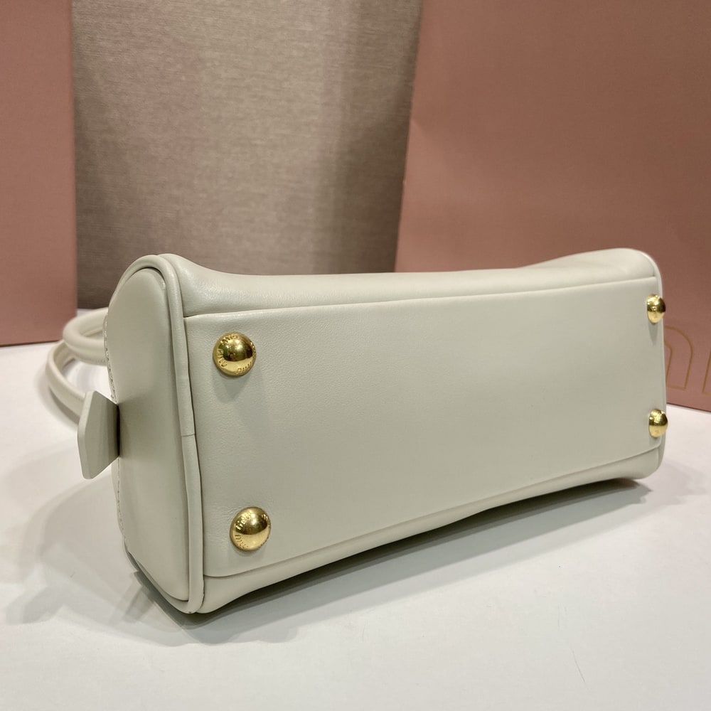M1um1u Small Beau leather top-handle bag(HIGH-END GRADE)