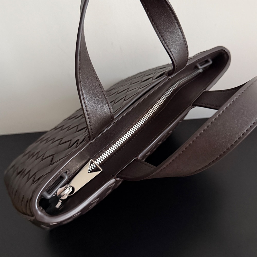 B0tt*ga Ven*ta Mini Intrecciato Zipped Tote (HIGH-END GRADE)