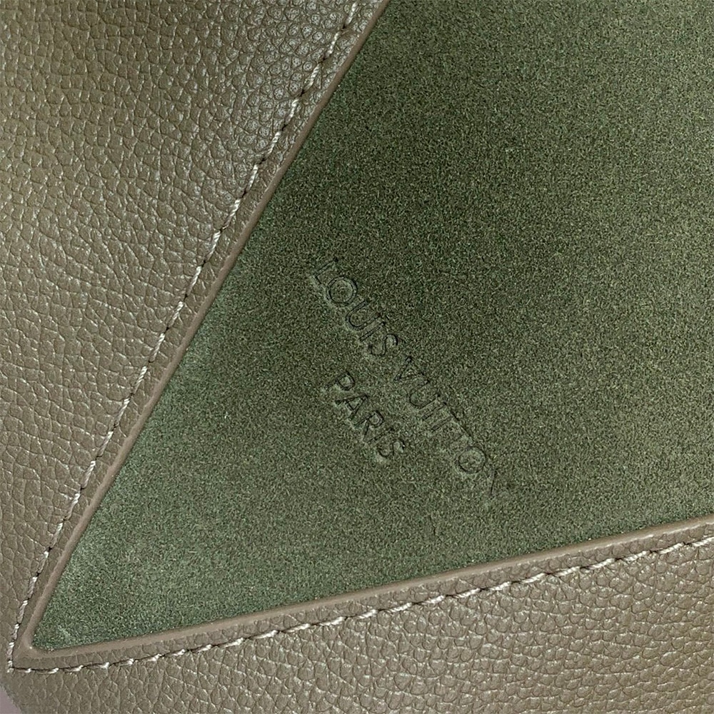 LV Low Key Hobo MM(HIGH-END GRADE)