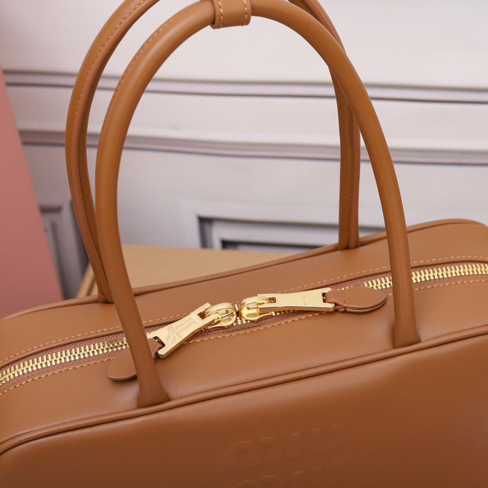 M1um1u Medium Beau leather top-handle bag(HIGH-END GRADE)