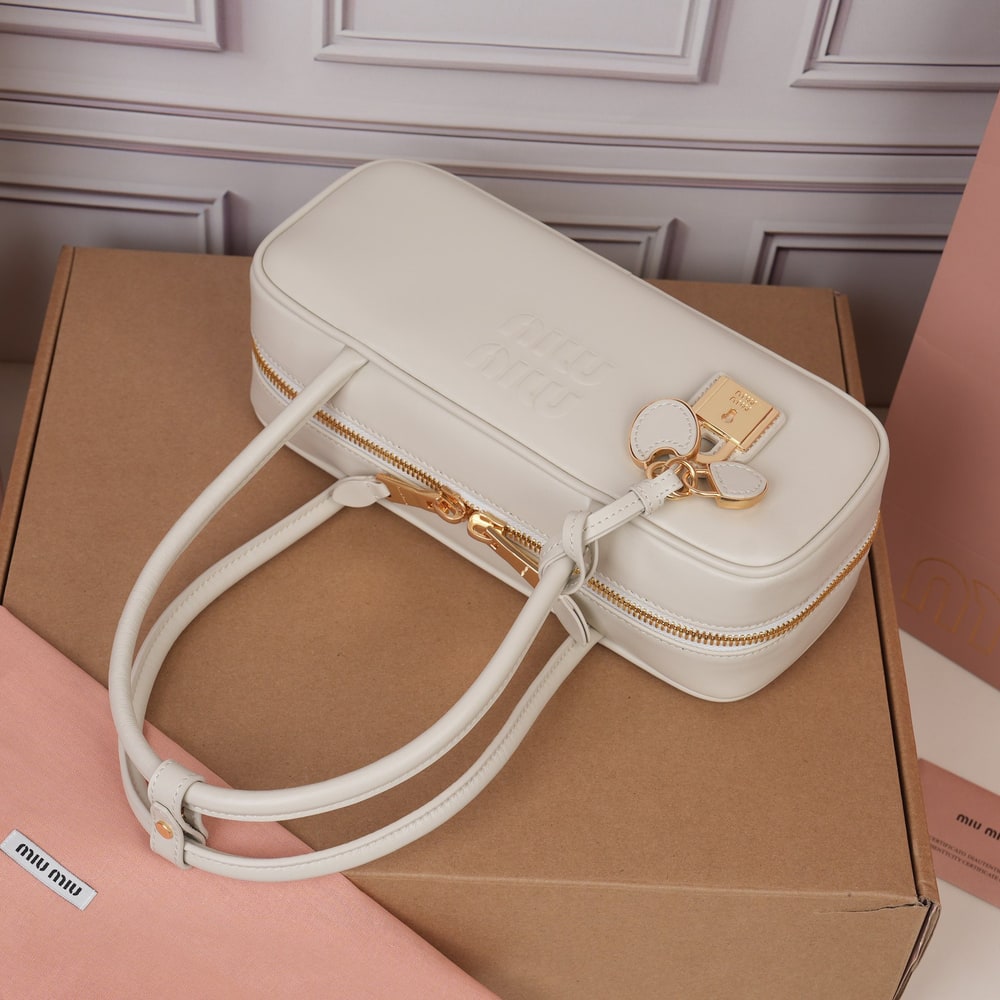 M1um1u Small Beau leather top-handle bag(HIGH-END GRADE)