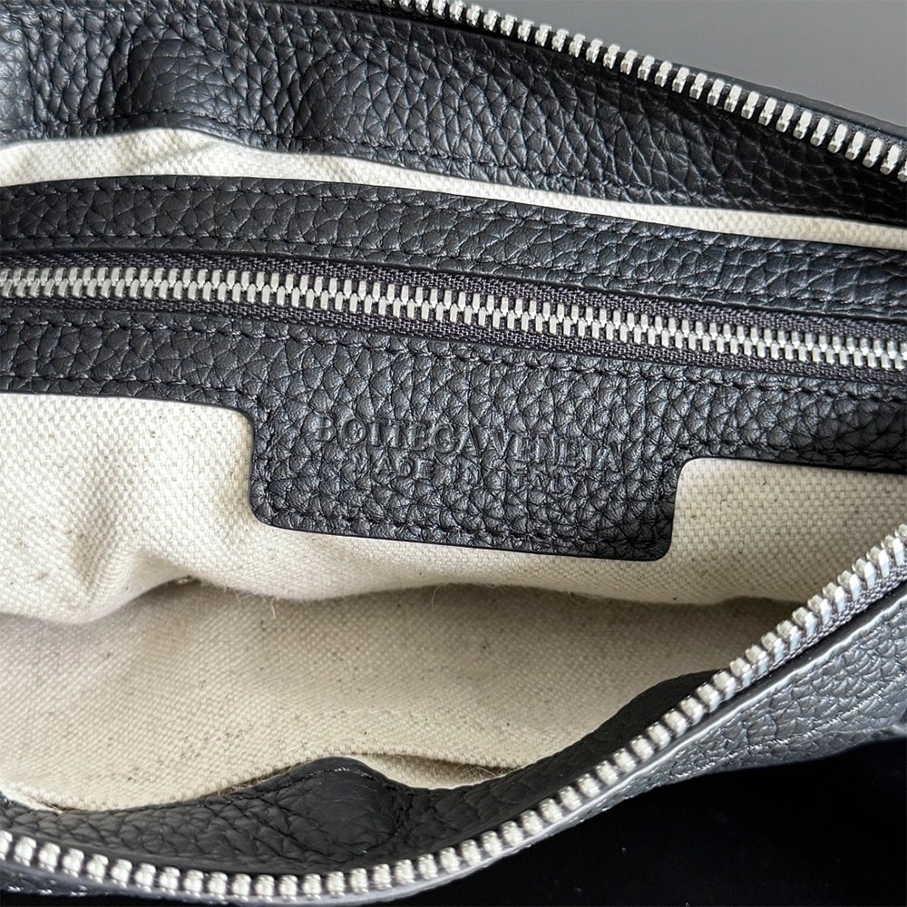 B0tt*ga Ven*ta Diago Zipped Messenger (HIGH-END GRADE)