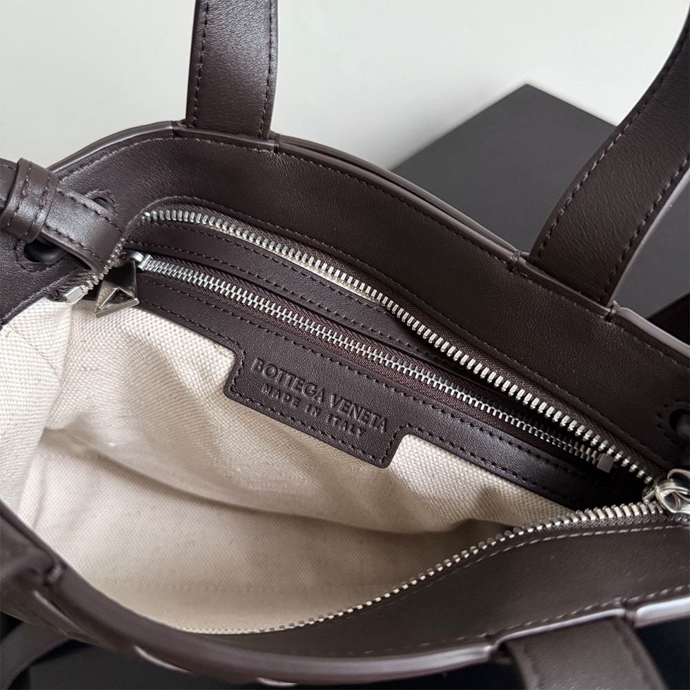 B0tt*ga Ven*ta Mini Intrecciato Zipped Tote (HIGH-END GRADE)