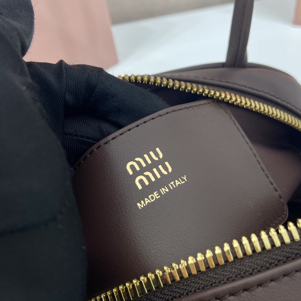 M1um1u Small Beau leather top-handle bag(HIGH-END GRADE)