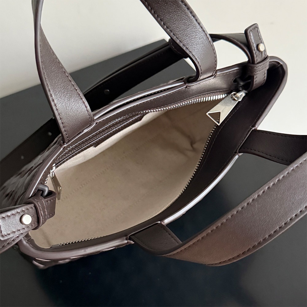 B0tt*ga Ven*ta Mini Intrecciato Zipped Tote (HIGH-END GRADE)