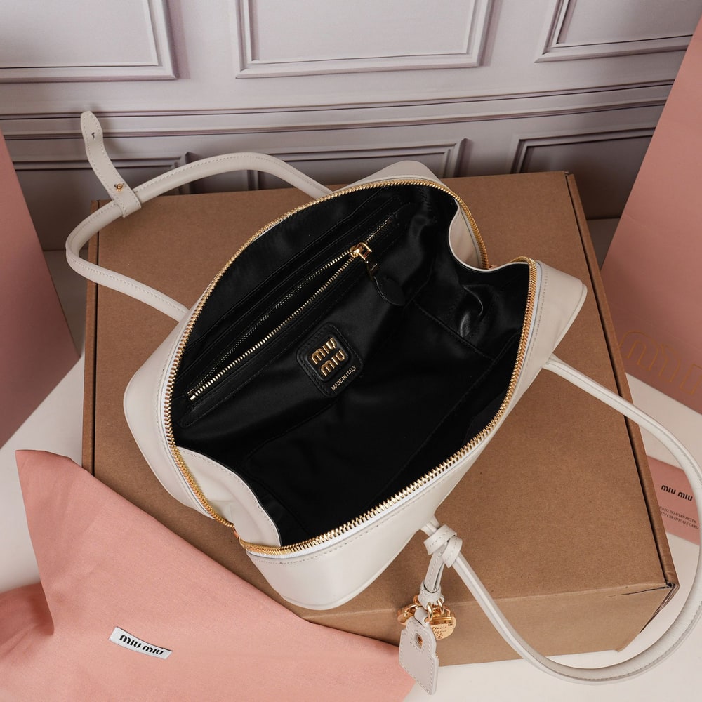 M1um1u Small Beau leather top-handle bag(HIGH-END GRADE)