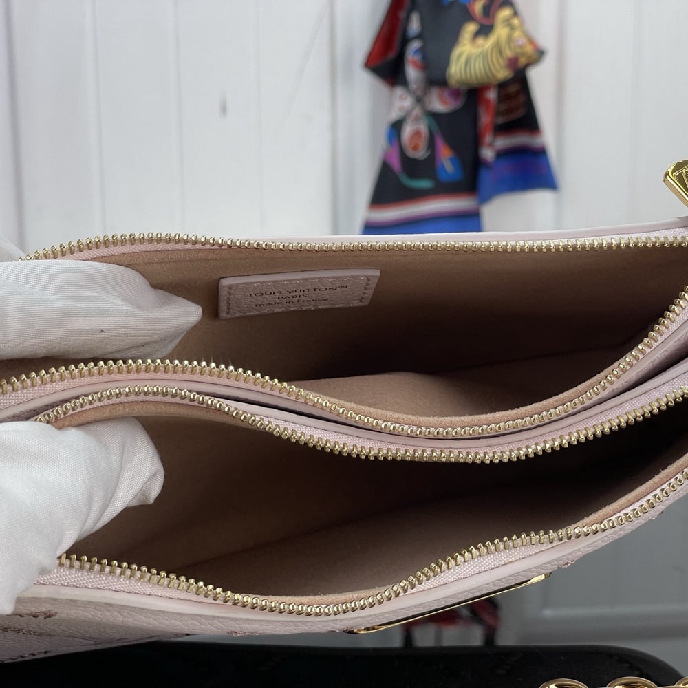 LV Pochette Liv(HIGH-END GRADE)