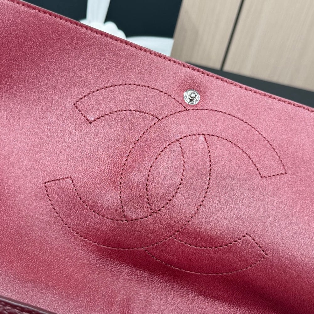 Ch**el Maxi Flapbag(TAX-FREE GRADE)