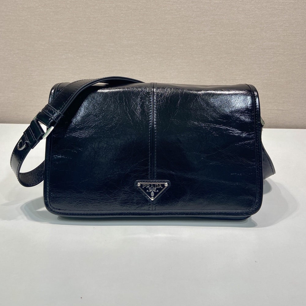 Pra*a Leather shoulder bag(HIGH-END GRADE)