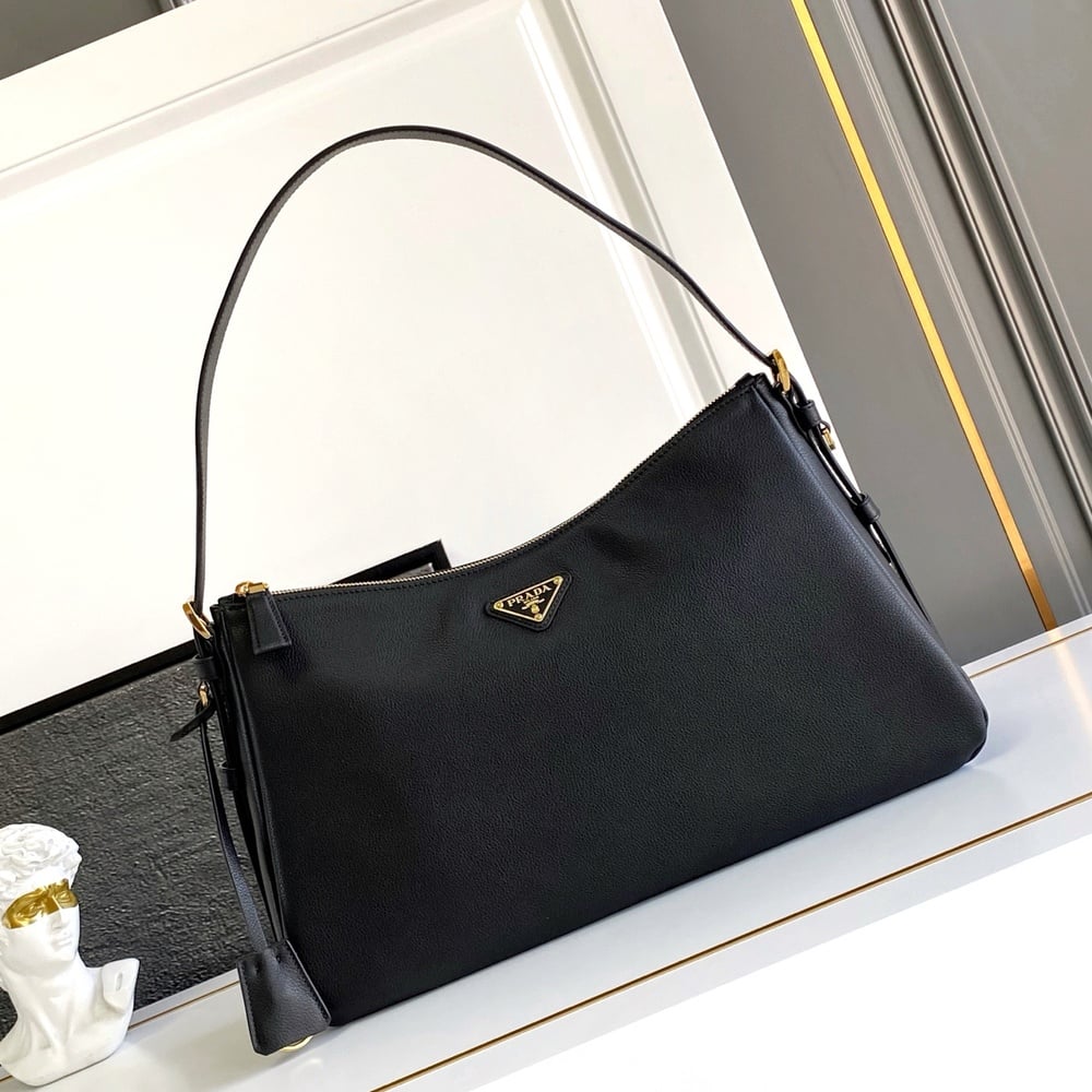 Pra*a Aimee large leather shoulder bag(HIGH-END GRADE)