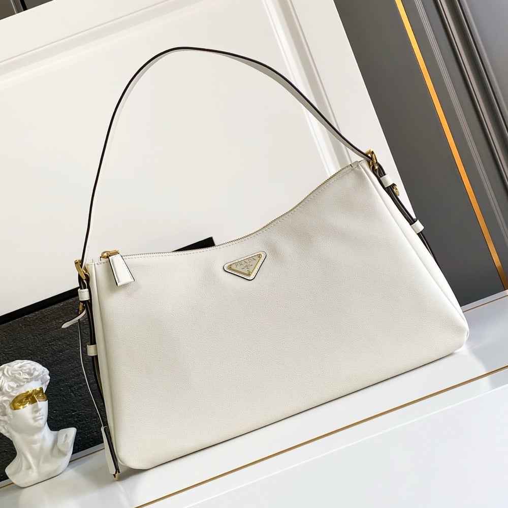 Pra*a Aimee large leather shoulder bag(HIGH-END GRADE)