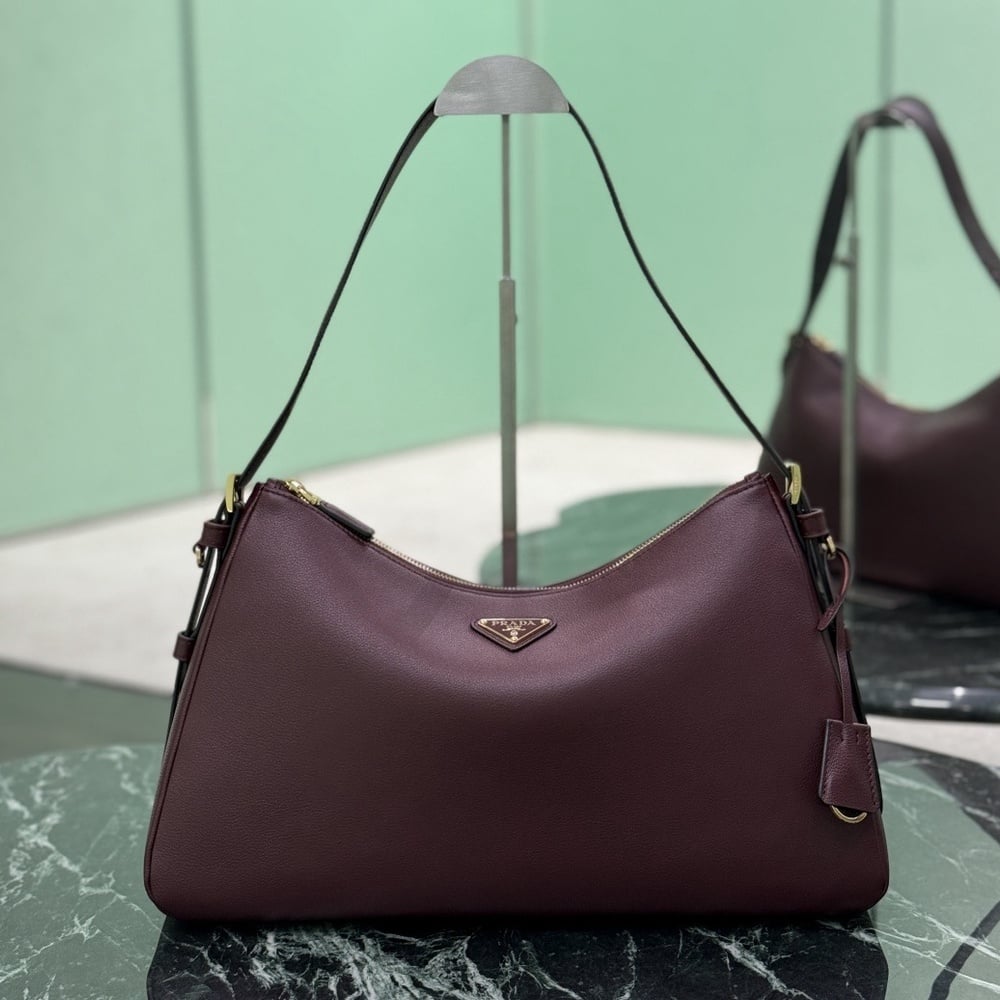 Pra*a Aimee large leather shoulder bag(HIGH-END GRADE)