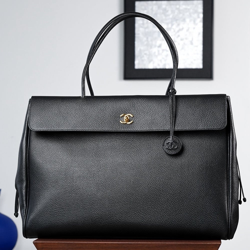 Ch**el Large Shopping Bag(TAX-FREE GRADE)