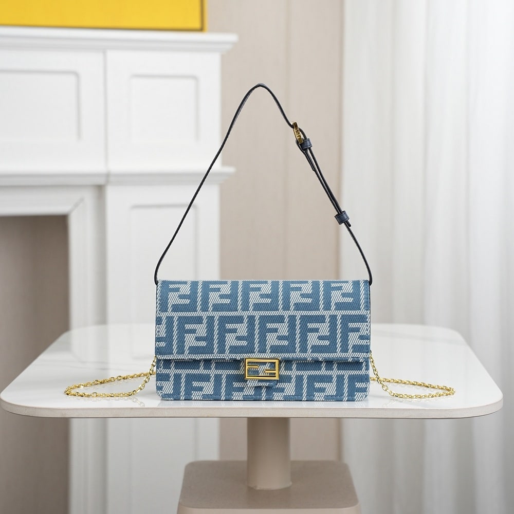 F**di Wallet On Chain Baguette(HIGH-END GRADE)