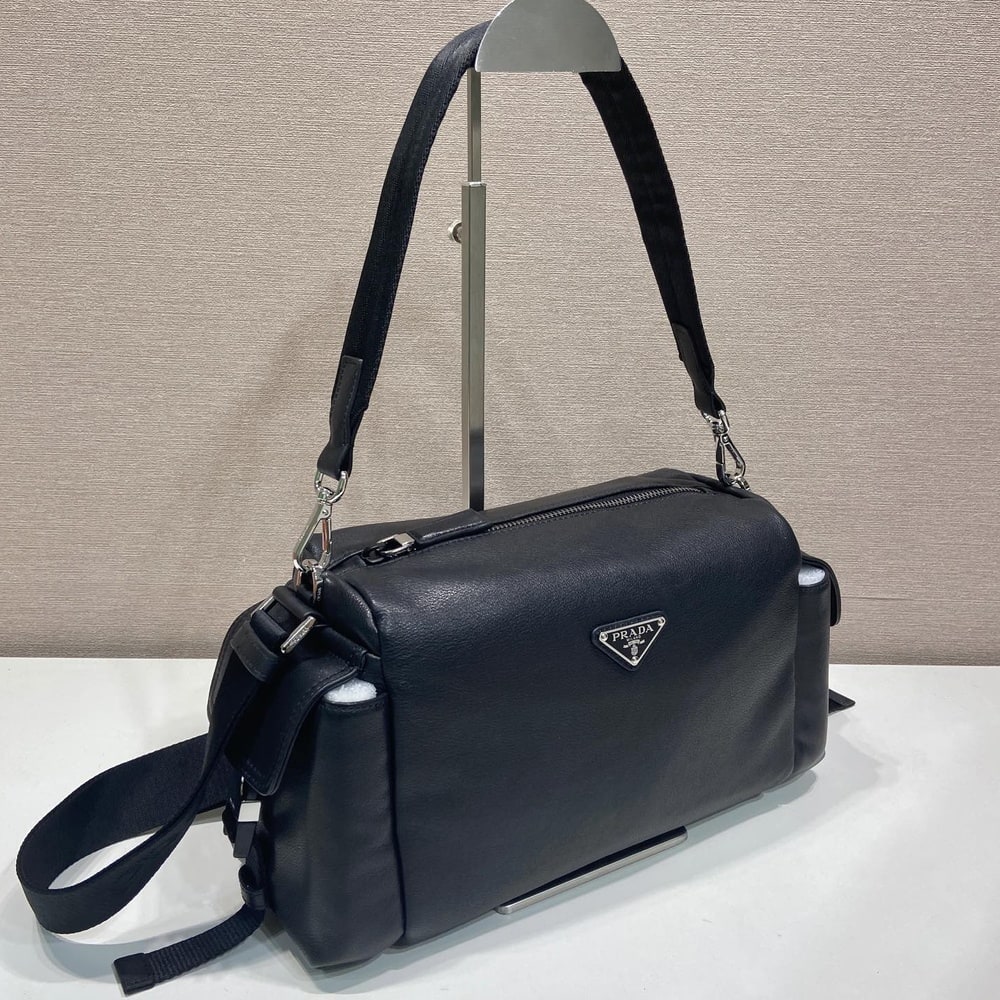 Pra*a Explore leather bag(HIGH-END GRADE)