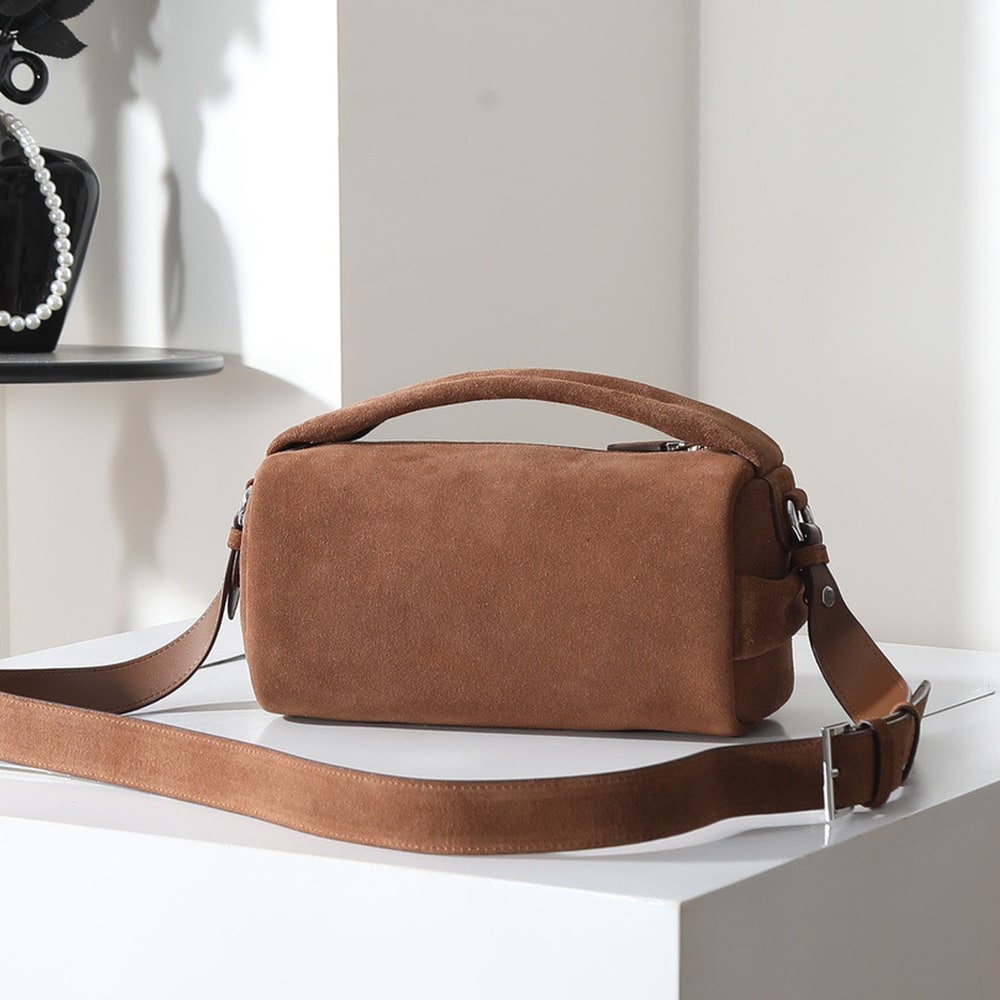 Pra*a Suede leather shoulder bag(HIGH-END GRADE)