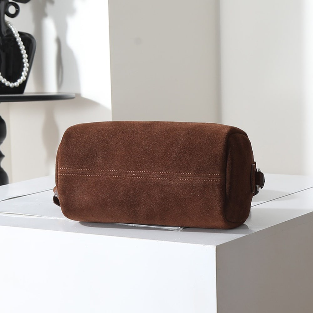 Pra*a Suede leather shoulder bag(HIGH-END GRADE)