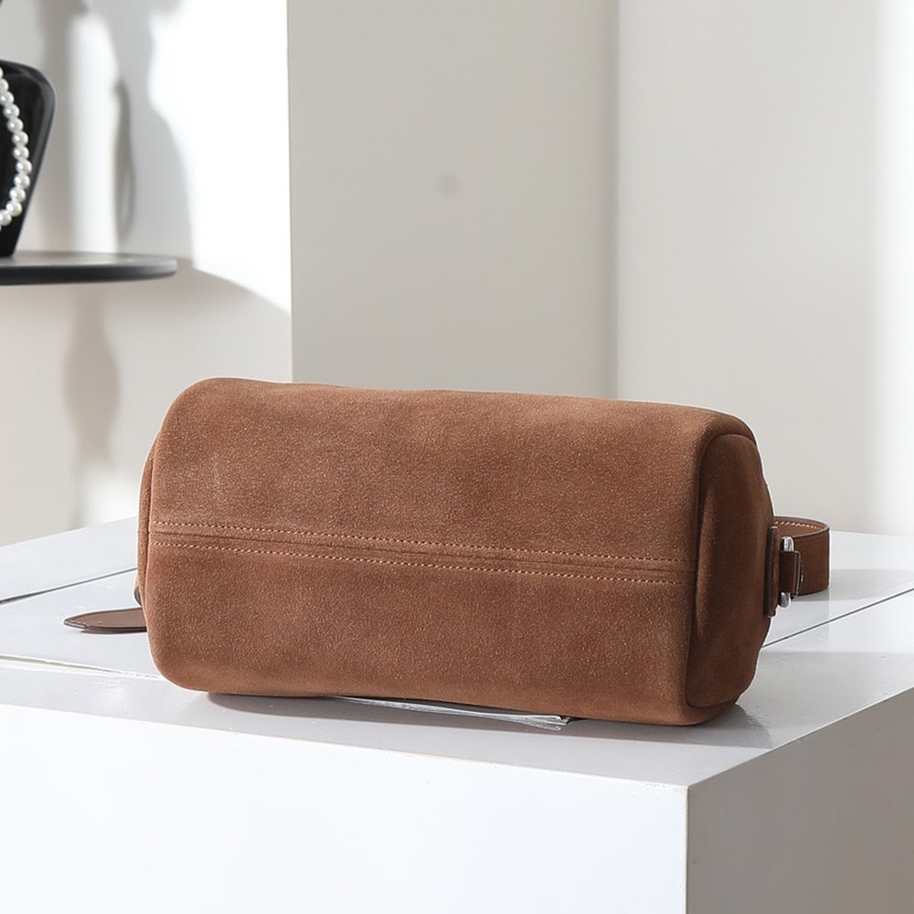 Pra*a Suede leather shoulder bag(HIGH-END GRADE)
