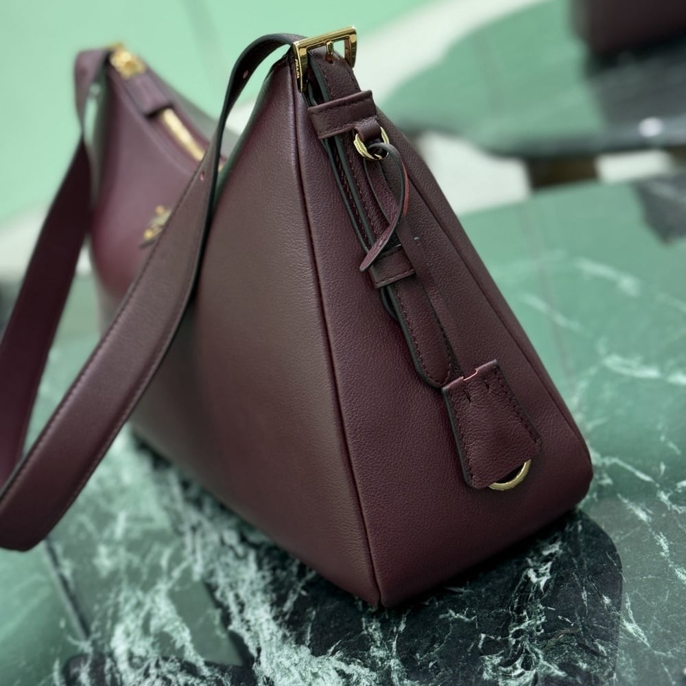 Pra*a Aimee large leather shoulder bag(HIGH-END GRADE)